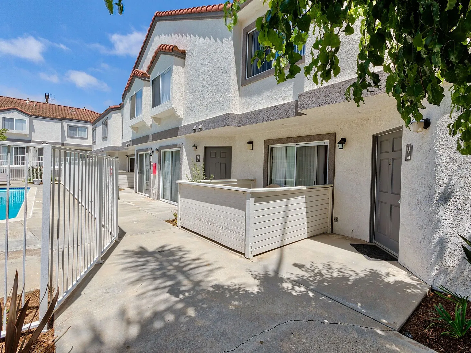 Villa Nova Townhomes — Photo 2