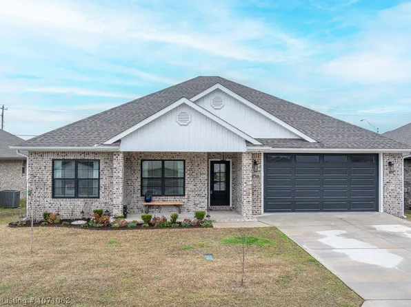 8015 Coltridge Way, Fort Smith, AR 72916