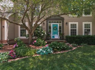 3401 Barrington Rd, Bloomington, IL 61704