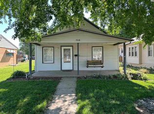 706 Champa St, Pratt, KS 67124