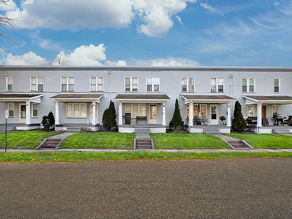 2nd image of 115 Louis Ave
