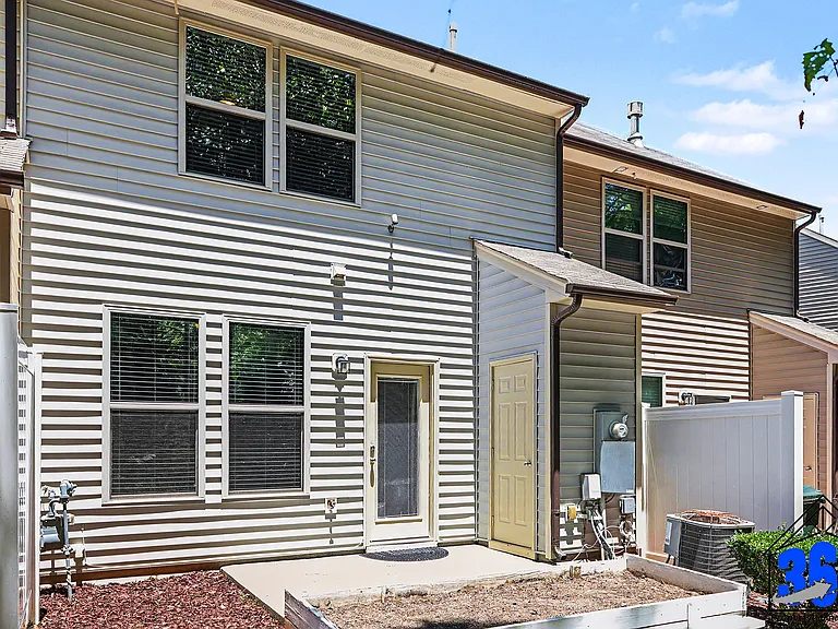 2229 Sunny Cove Dr — Photo 22