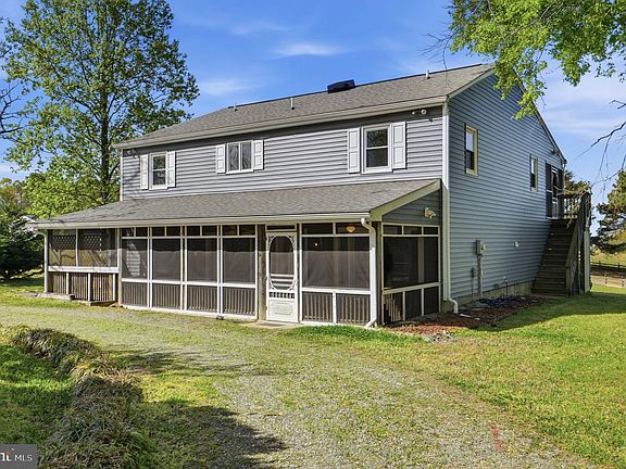 2nd image of 419 Bull Creek Dr