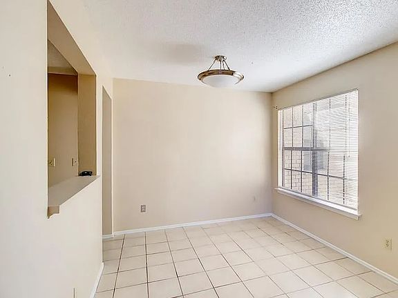 4th image of 9721 Copper Creek Dr #A