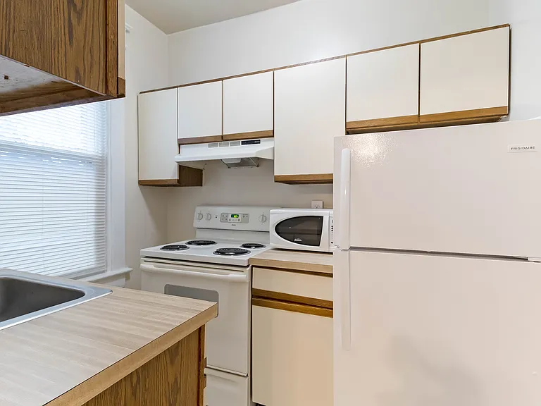 1724 T St NW #23 — Photo 1
