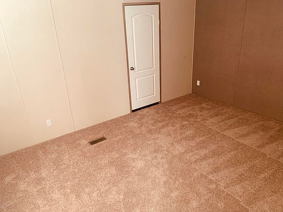 5th image of 6730 N Carless Ln