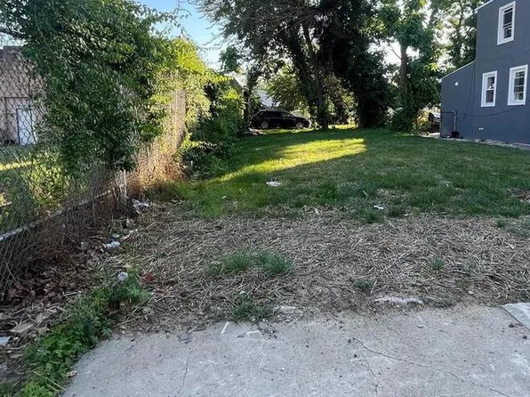 206 Pusey St, Chester, PA 19013