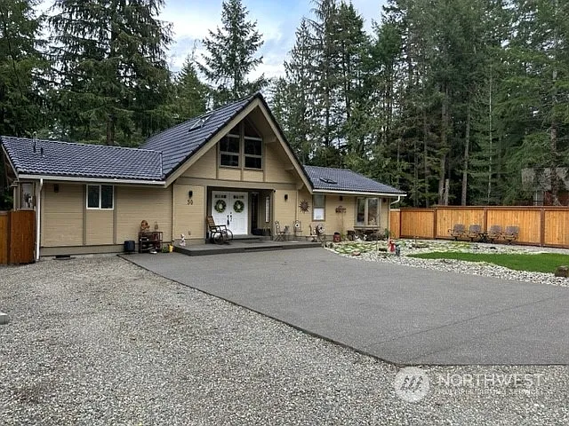 30 E Glamis Court photo 1