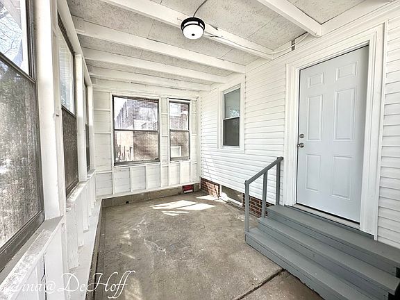 3rd image of 1604 26th St NW