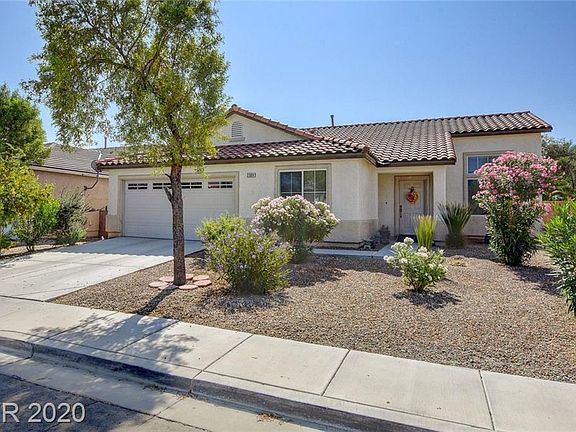 2nd image of 2309 Silver Clouds Dr
