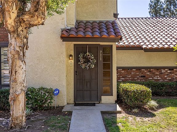 2nd image of 711 Santa Rosa Ct