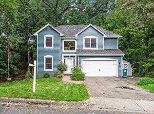 15100 Eileen Cir, Burnsville, MN 55306