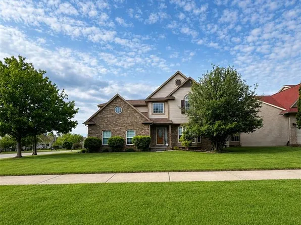 8366 Sherwood Dr, Grand Blanc, MI 48439