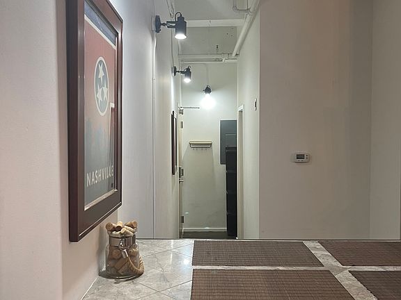 5th image of 309 Church St APT 105