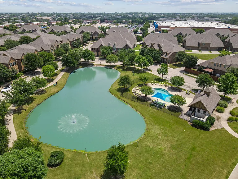 4213 Pecan Bend Ln — Photo 33