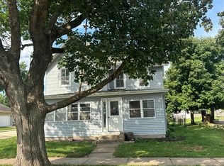 201 Broadway St, Springville, IA 52336
