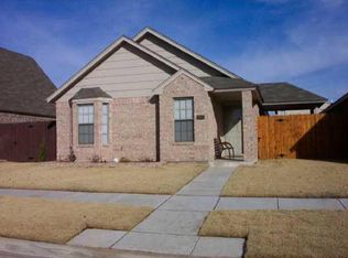 1423 SW 23rd St, Moore, OK 73170
