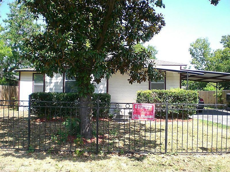 1st image of 109 N Carolina St