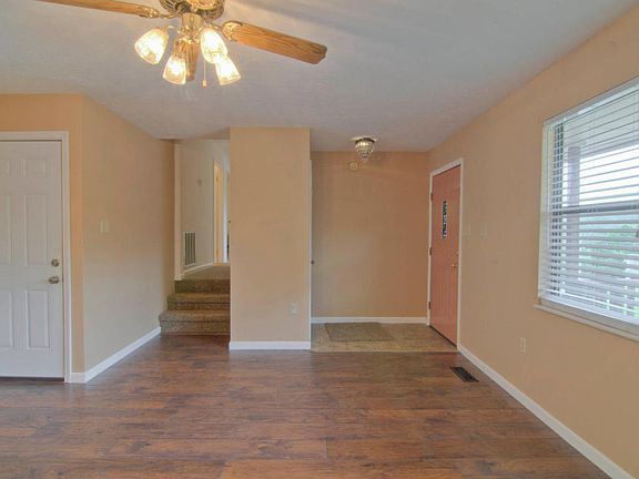 4th image of 1426 Woodpointe Dr
