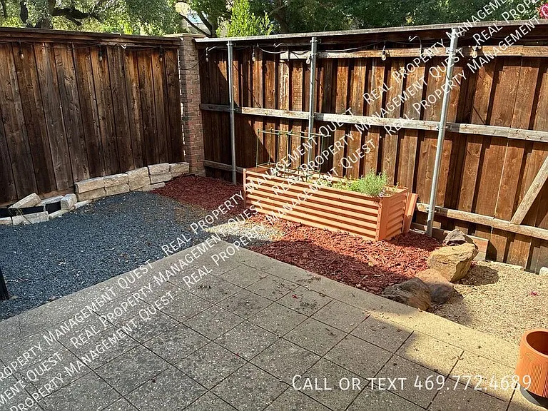 3948 Buena Vista St #105 — Photo 19