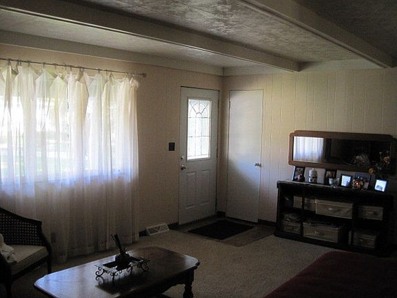 2nd image of 306 S Cedarwood Dr