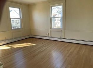 19 Grove St FLOOR 2, Pawtucket, RI 02860