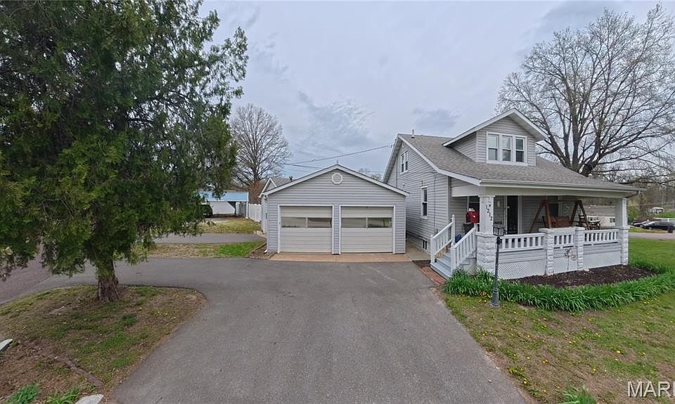 1st image of 1212 Mascoutah Ave
