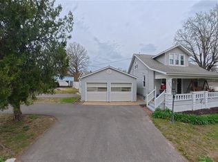 1212 Mascoutah Ave, Belleville, IL