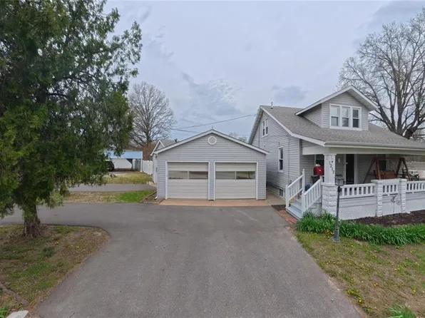 1212 Mascoutah Ave, Belleville, IL 62220