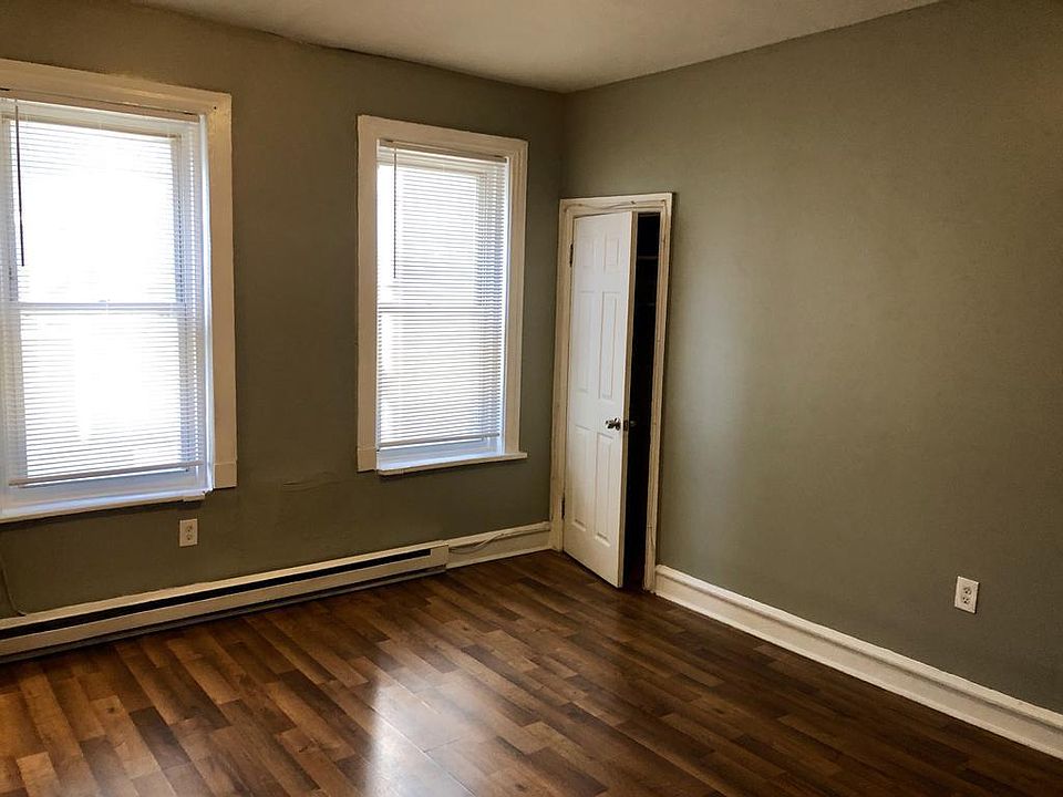 2nd image of 5506 Walnut St APT 1