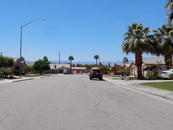 3rd image of 83065 El Greco Ave