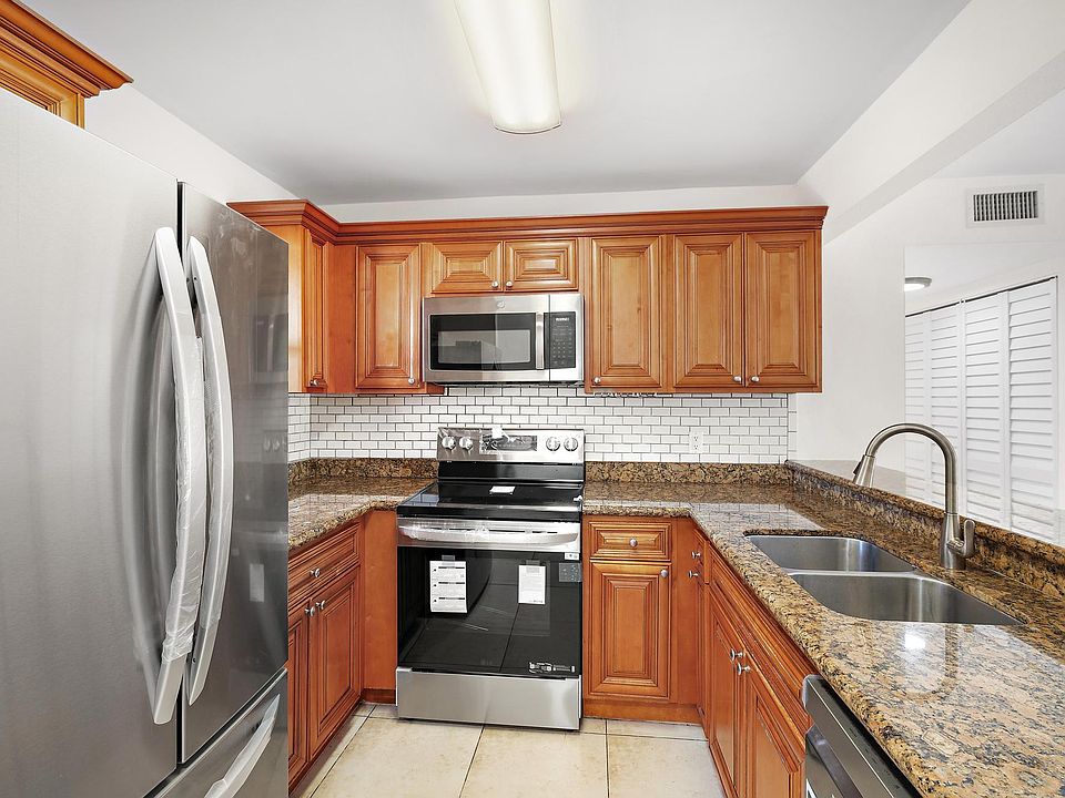 1st image of 1661 Balfour Point Drive #B