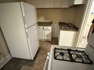 674 4th St E APT 2, Saint Paul, MN 55106