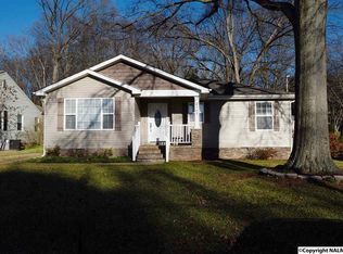 2507 Woodview Dr SE, Huntsville, AL 35801