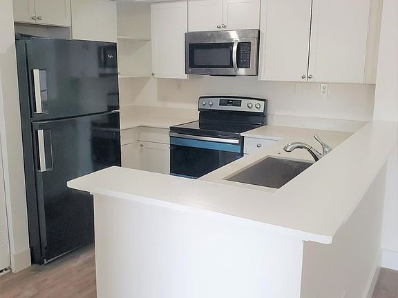 2nd image of 7864 Sonoma Springs Circle #203