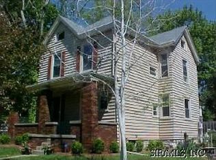 902 Royal St, Alton, IL 62002