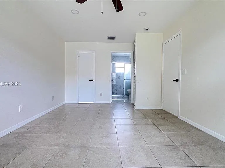 5914 Taylor St #12 — Photo 2