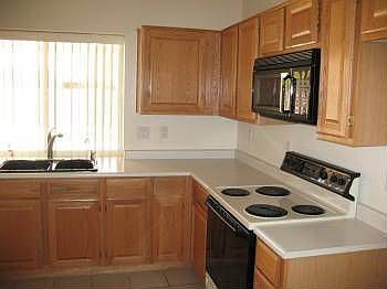 4th image of 6707 E Villeroy St