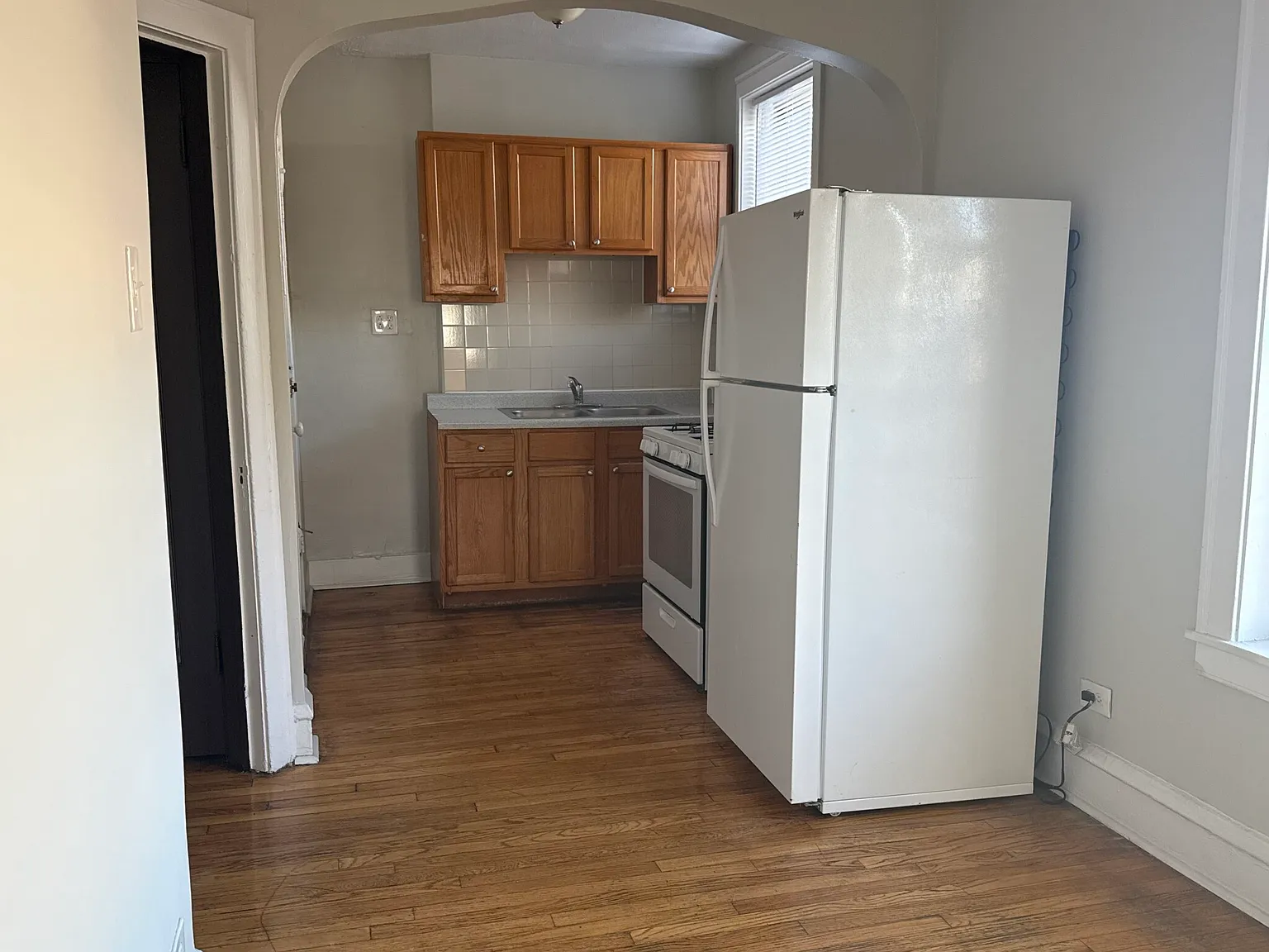 1 bed, 1.0 bath, 650 sqft, $1,875 — Photo 2