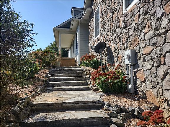 4th image of 358 Inverness Dr