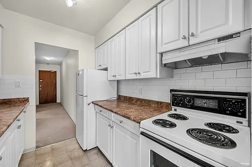 Floor plan 208