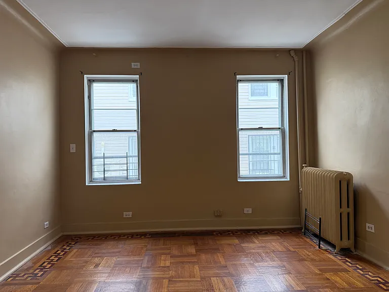 1344 Purdy St #1 — Photo 5