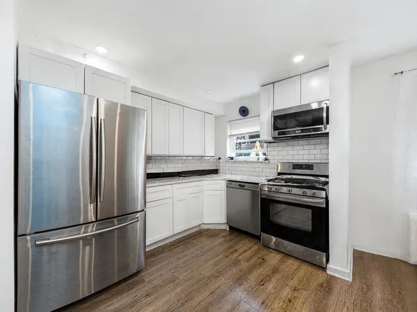 64 College Street image 3 of 17