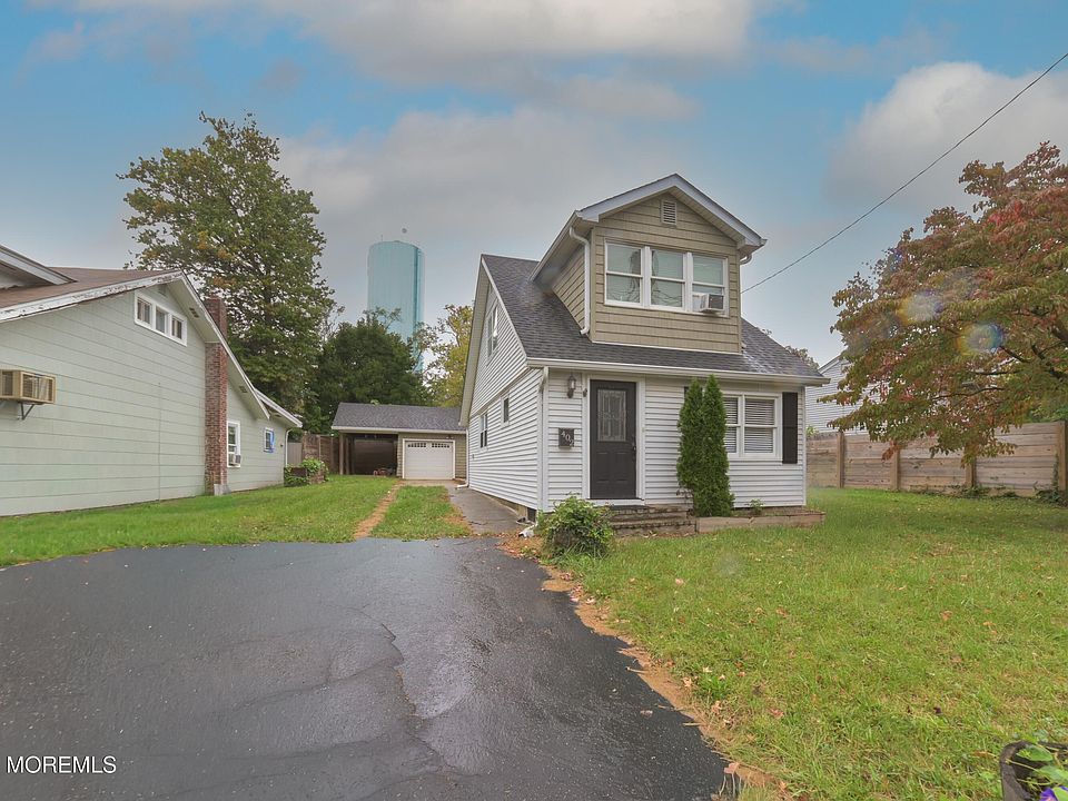 1st image of 402 Fairfield Way