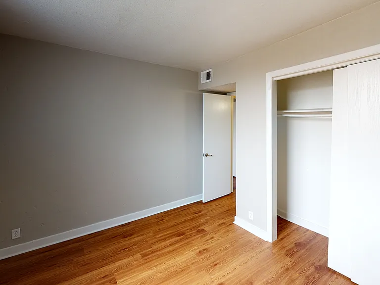 Amber Apartments — Photo 15