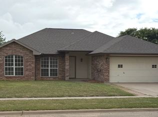 2705 Eastwood Dr, Killeen, TX 76549