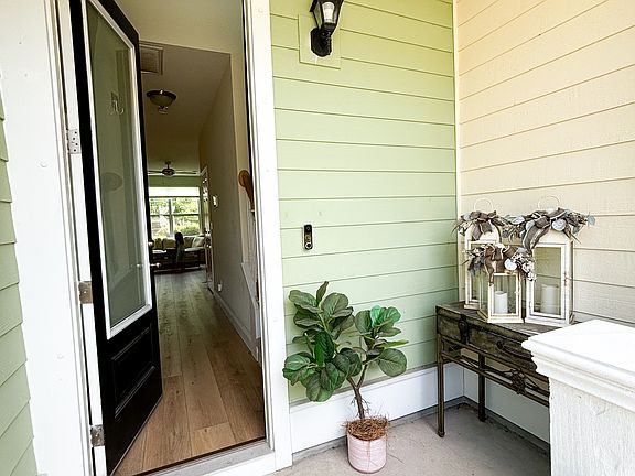 3rd image of 4938 W Liberty Park Cir
