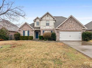 6427 Bridge Bay Ln, Rogers, AR 72758