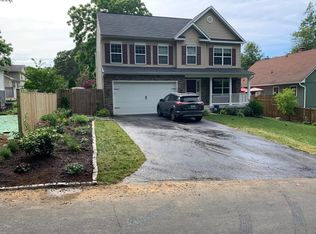 1176 Latrobe Dr, Annapolis, MD 21409