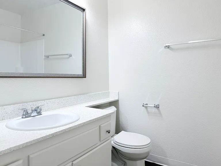 One park Apartments — Photo 112